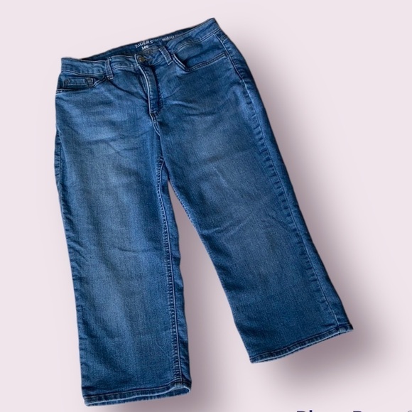 Riders by Lee Mid Rise Denim Blue Capri Jeans Size 10 - Picture 9 of 11